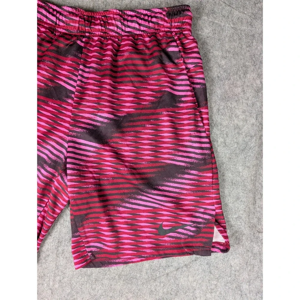 Nike Dri-FIT Mens Pink Black Digital Wave Athletic Training Shorts 5537